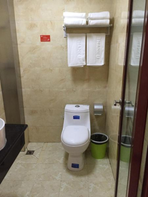 Гостиница JUNYI Hotel Shandong Zaozhuang Shanting District Xinyuan Road  Цзаочжуан